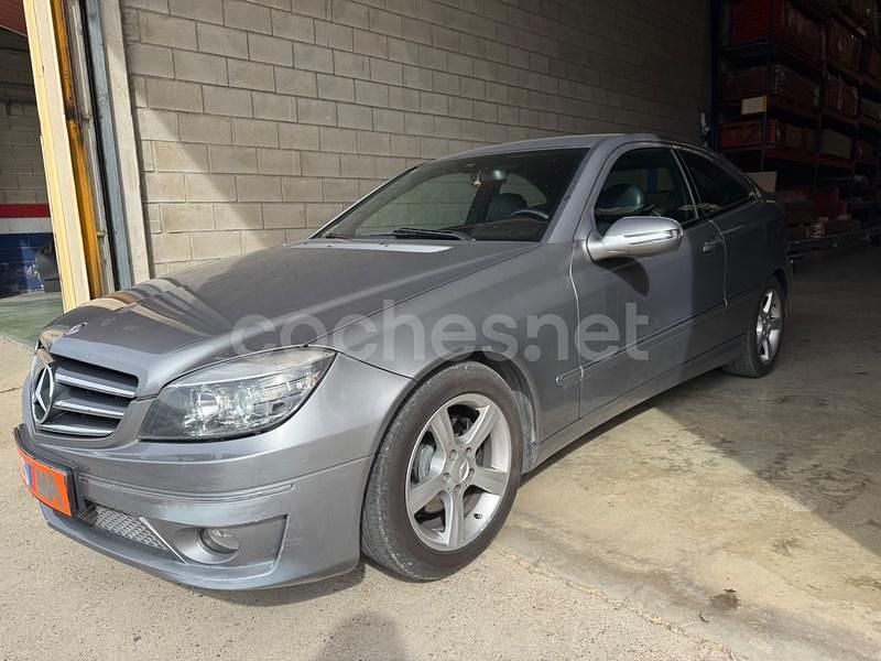 Usado Mercedes CLC200 Style 122 CV (89 kW) 2010 Gris / plata Utilitario