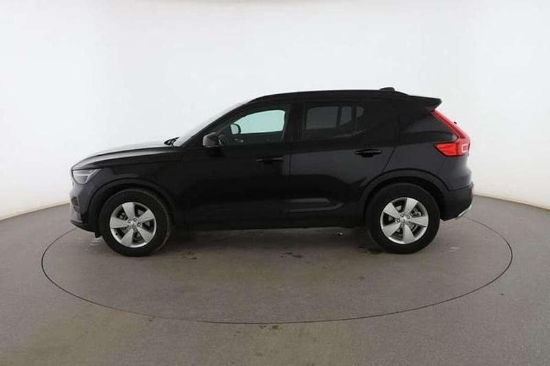 Usado Volvo XC40 131 CV (96 kW) 2022 Negro SUV