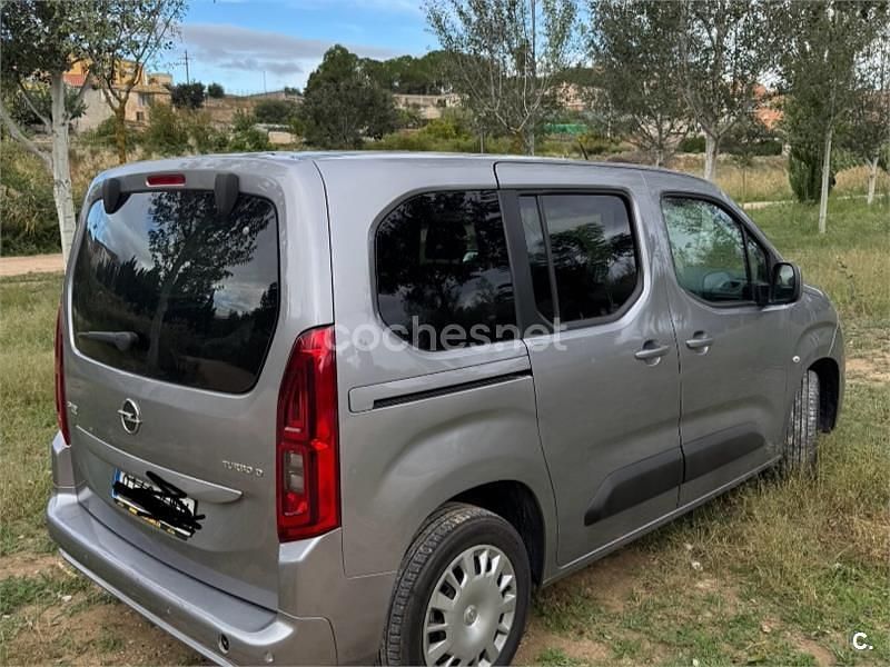 Usado Opel Combo Life Selective 102 CV (75 kW) 2019 Gris / plata Monovolumen