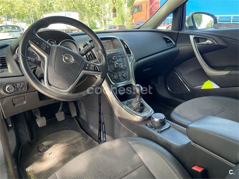 Usado Opel Astra Sport 115 CV (84 kW) 2010 Blanco Berlina