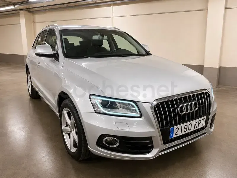 Usado Audi Q5 Attraction 245 CV (180 kW) 2014 Gris / plata SUV