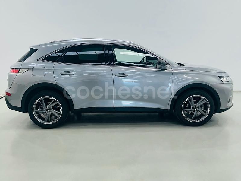 Gris / plata Usado 2021 DS Automobiles DS7 Crossback Rivoli SUV | 24.999 € (Un poco caro) - Imagen 1/4