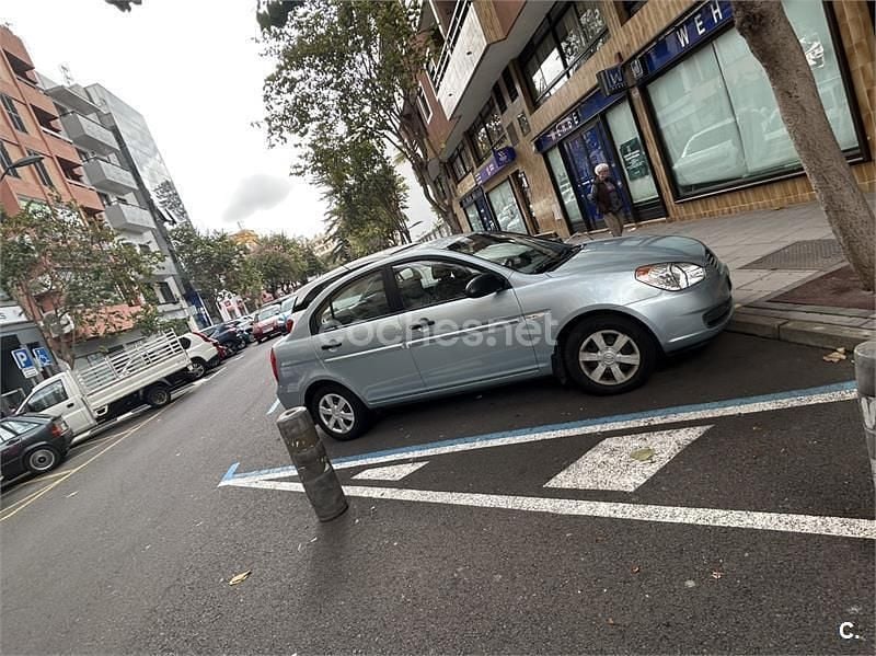 Usado Hyundai Accent 97 CV (71 kW) 2006 Verde Berlina