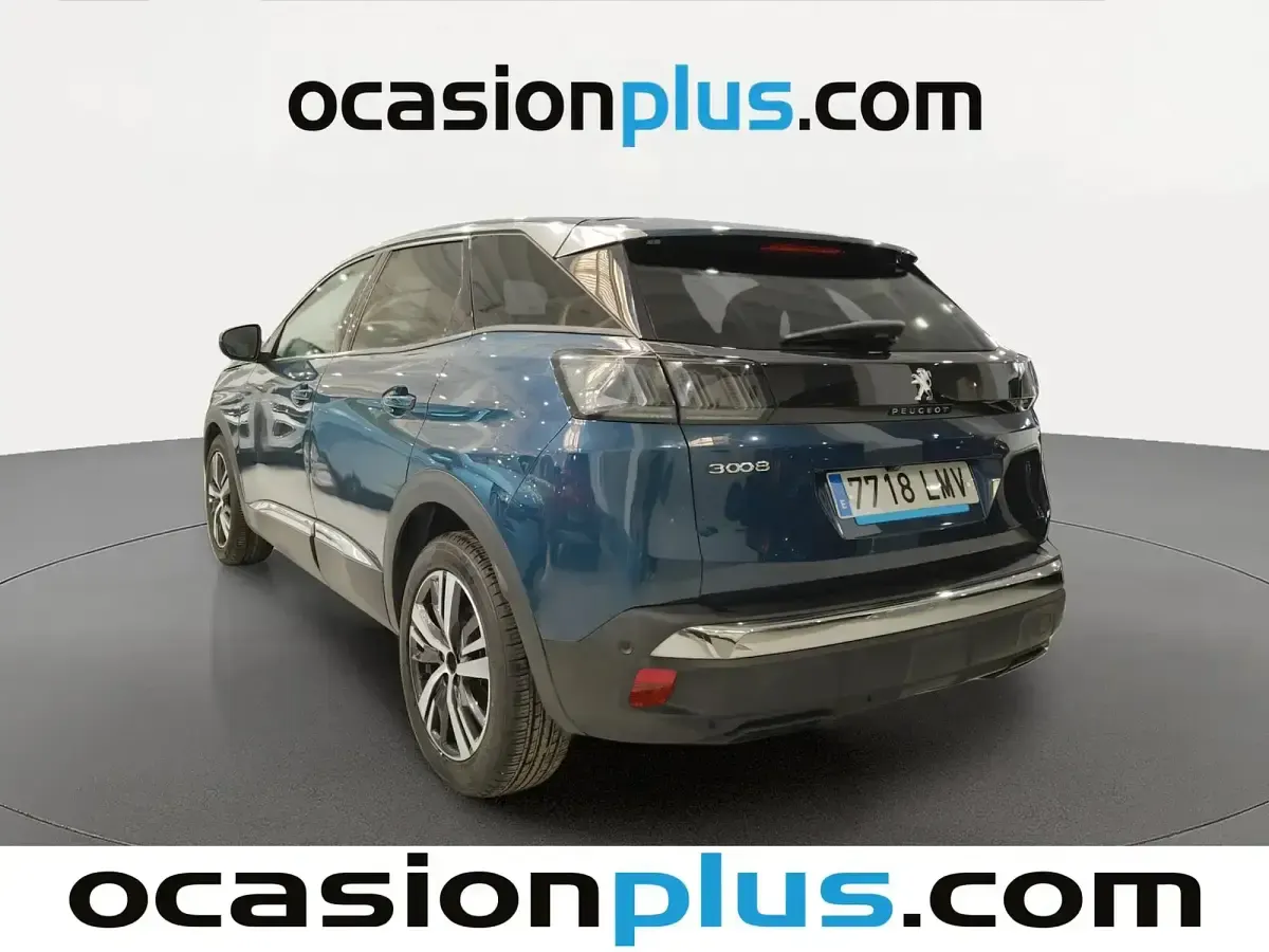 Usado Peugeot 3008 Allure 130 CV (95 kW) 2021 Azul SUV