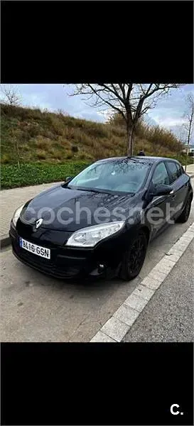 Usado Renault Mégane Authentique 100 CV (73 kW) 2009 Negro Berlina