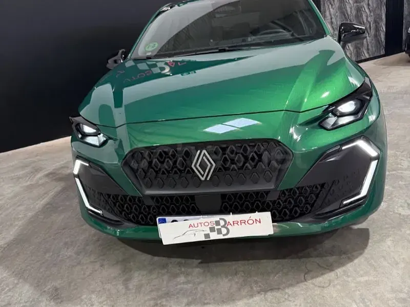 Usado Renault Clio V Evolution 114 CV (83 kW) 2026 Verde Berlina