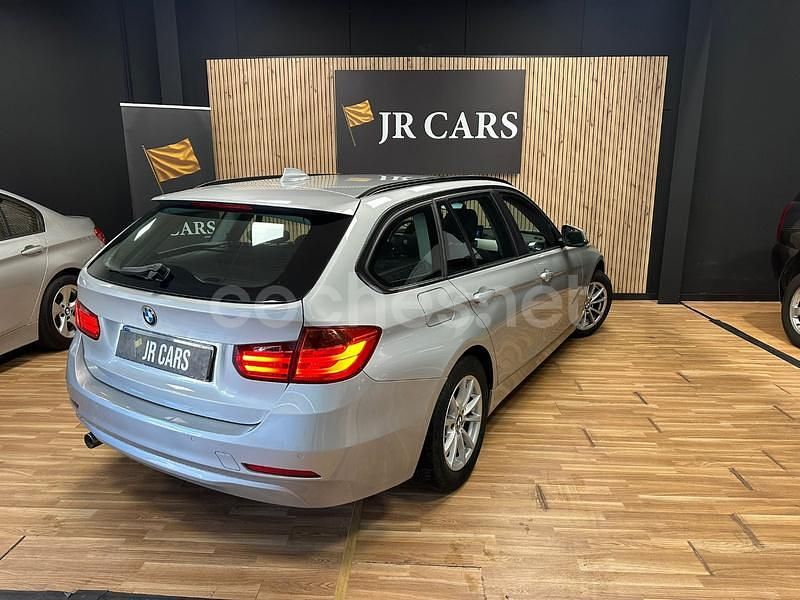 Usado BMW 318 Sport Line 143 CV (105 kW) 2014 Gris / plata Familiar
