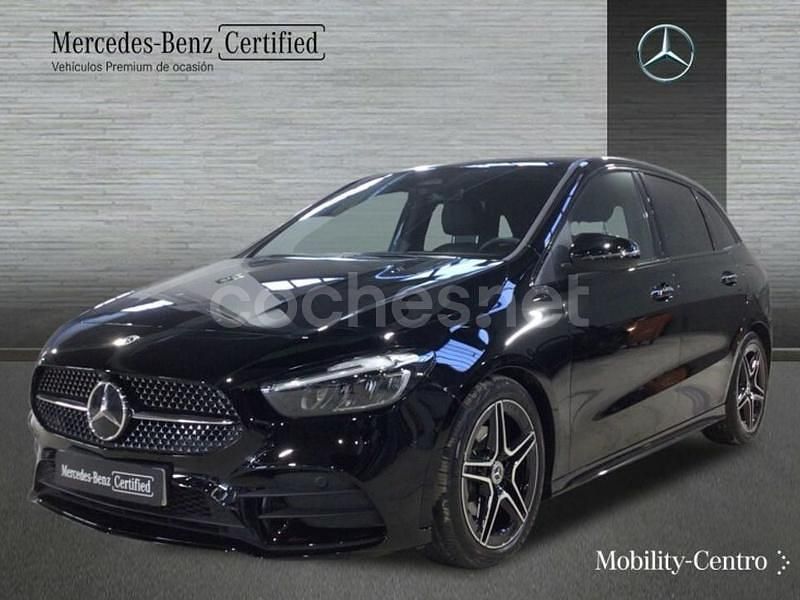 Negro noche Usado 2023 Mercedes B200 Monovolumen | 33.650 € (Un poco caro) - Imagen 1/4