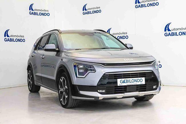 Usado Kia Niro 141 CV (103 kW) 2023 Gris SUV