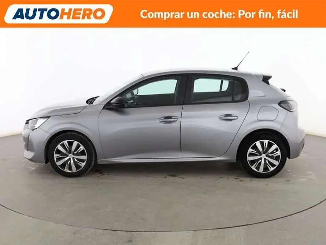 Usado Peugeot 208 Active 75 CV (55 kW) 2023 Gris Utilitario