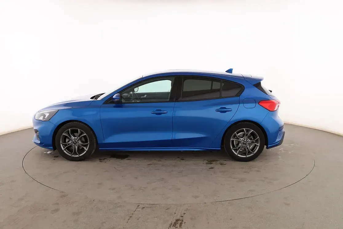 Usado Ford Focus ST-Line 125 CV (91 kW) 2020 Azul Berlina