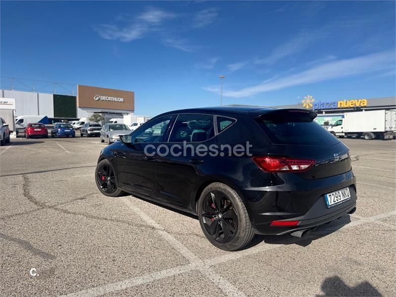 Usado Seat Leon CUPRA 280 CV (205 kW) 2015 Negro Berlina