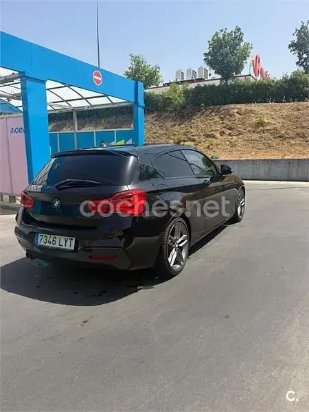 Usado BMW 120 190 CV (139 kW) 2018 Negro Berlina