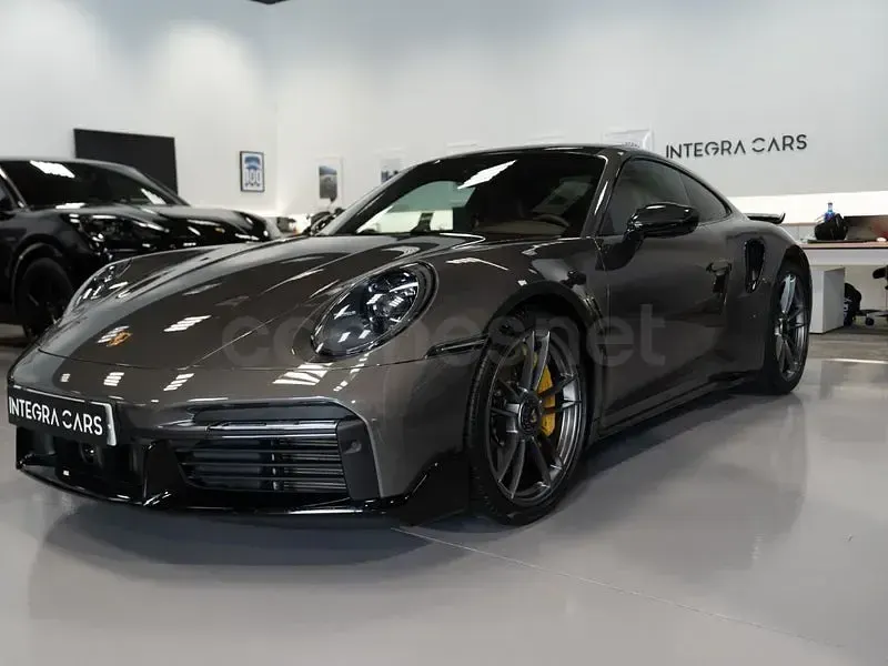 Usado Porsche 911 Turbo S 650 CV (478 kW) 2024 Gris / plata Coupe