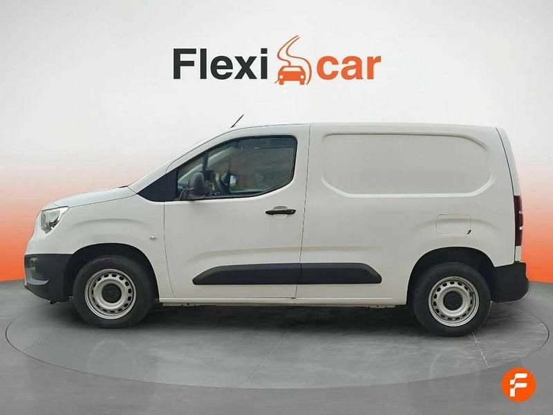 Usado Opel Combo Edition 102 CV (75 kW) 2022 Blanco Monovolumen