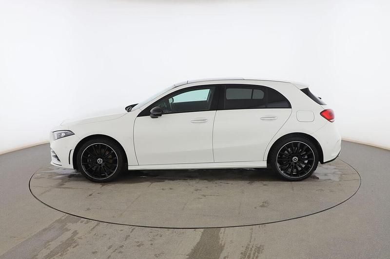 Usado Mercedes A250 AMG line 218 CV (160 kW) 2023 Blanco Utilitario