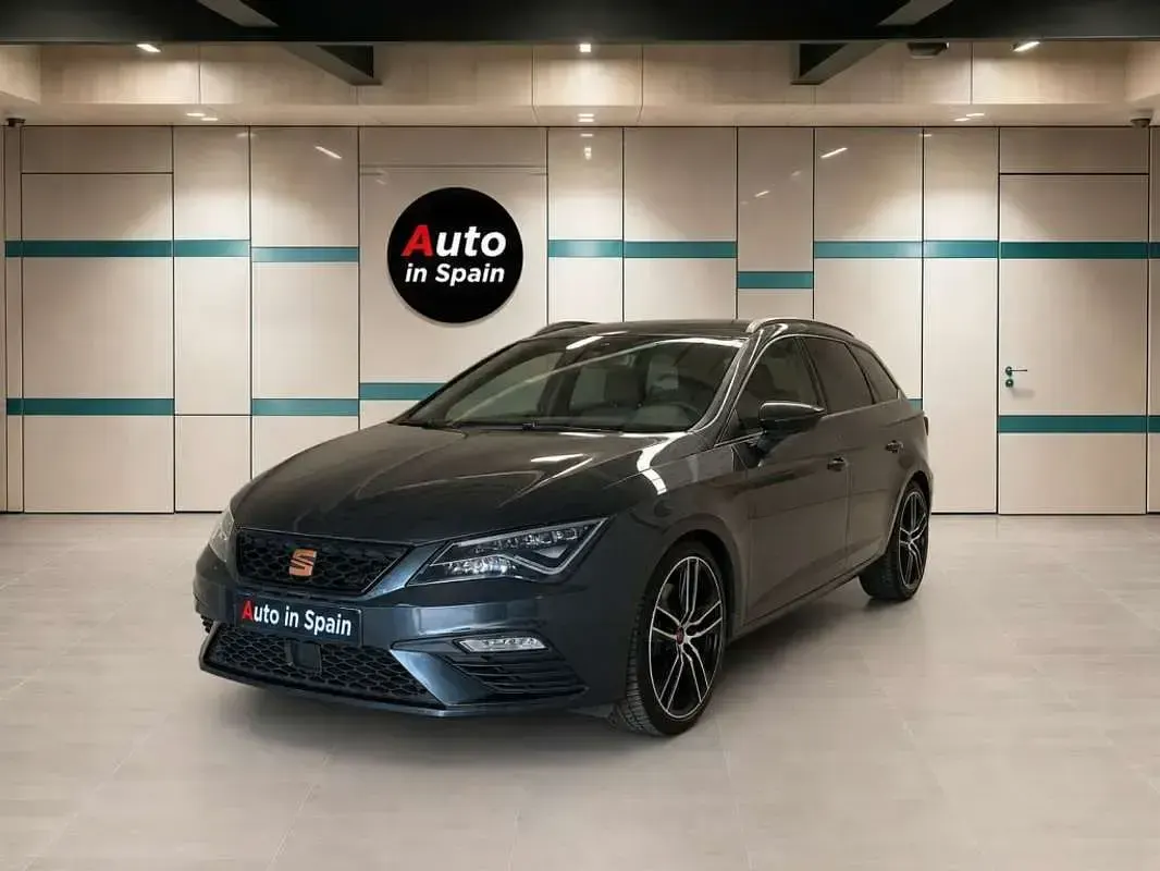 Usado Seat Leon CUPRA 300 CV (220 kW) 2019 Gris Utilitario