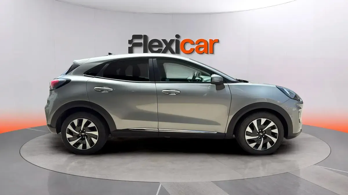 Usado Ford Puma Titanium 125 CV (91 kW) 2024 Gris SUV
