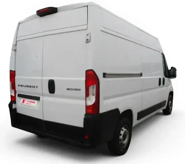 Usado Peugeot Boxer 140 CV (102 kW) 2024 Blanco Van