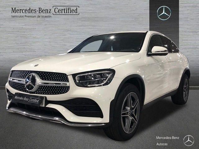 Usado Mercedes GLC300e AMG line 306 CV (225 kW) 2023 Blanco polar