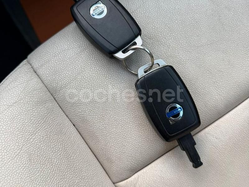 Usado Volvo V50 Summum 115 CV (84 kW) 2011 Negro Familiar