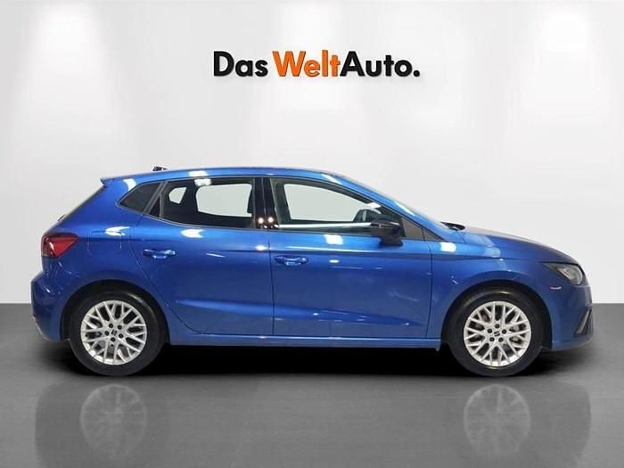 Usado Seat Ibiza FR 115 CV (84 kW) 2024 Azul Berlina