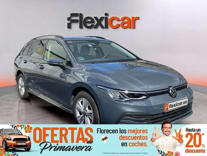 Usado VW Golf VIII 116 CV (85 kW) 2021 Gris Familiar