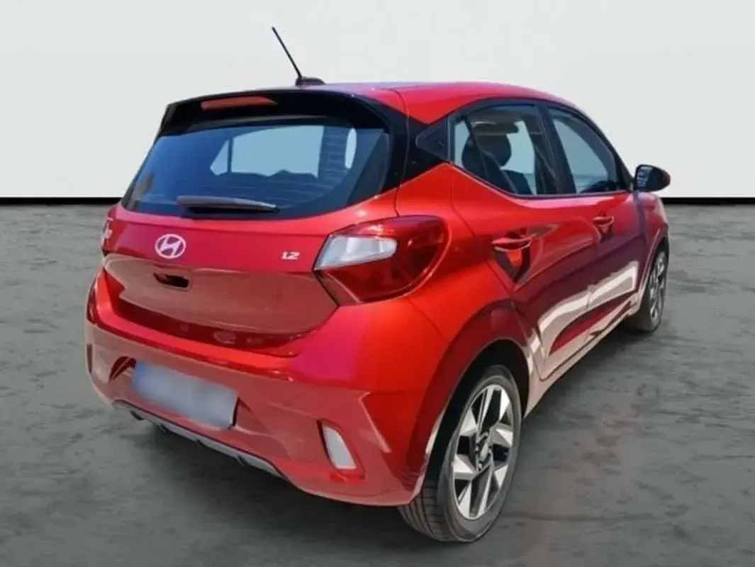 Usado Hyundai i10 GO! 84 CV (61 kW) 2023 Rojo Utilitario