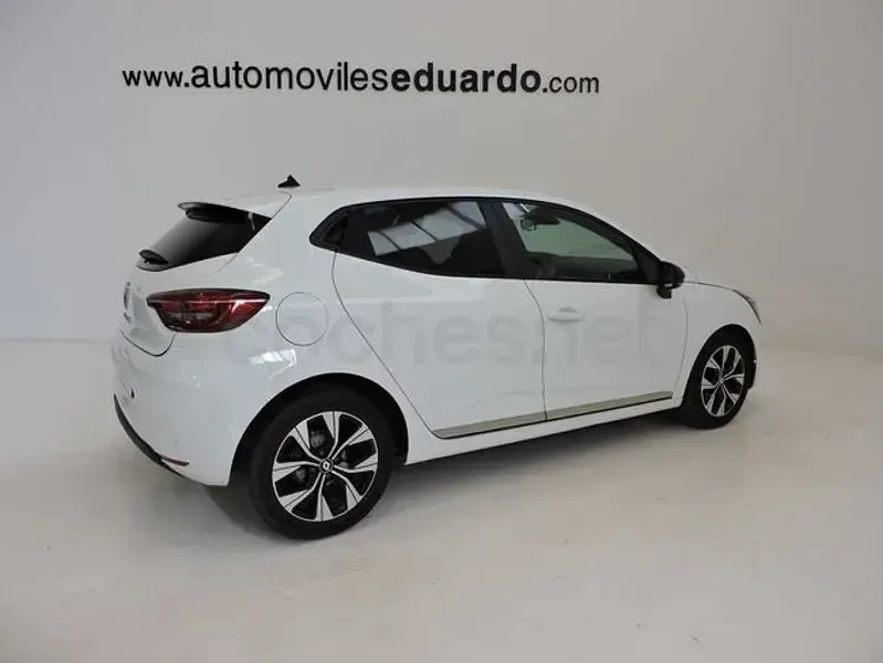 Usado Renault Clio V Business 100 CV (73 kW) 2022 Blanco Berlina