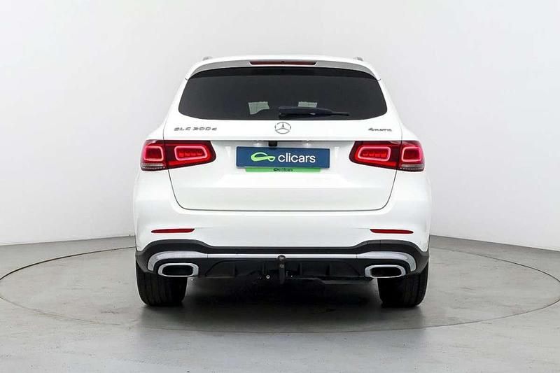 Usado Mercedes GLC200 163 CV (119 kW) 2020 Blanco SUV