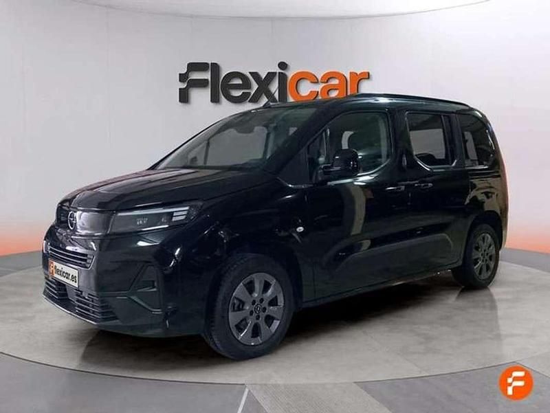 Usado Opel Combo S 101 HP (74 kW) 2024 Preto Monovolume