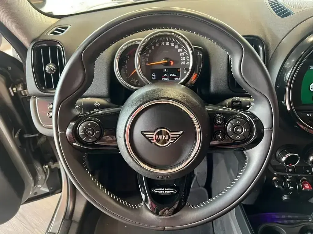 Usado Mini Cooper D Countryman 150 CV (110 kW) 2020 Gris SUV