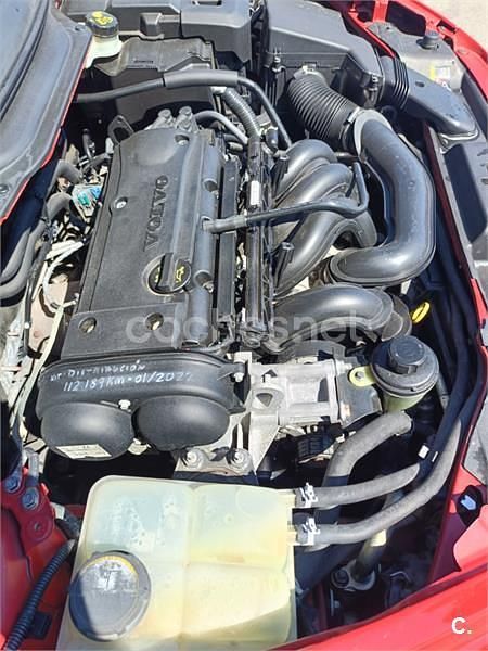 Käytetty Volvo C30 Summum 100 HP (73 kW) 2007 Punainen Viistoperä