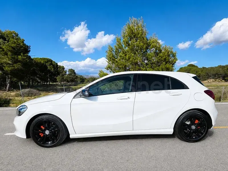 Usado Mercedes A200 Style 136 CV (100 kW) 2016 Blanco Berlina