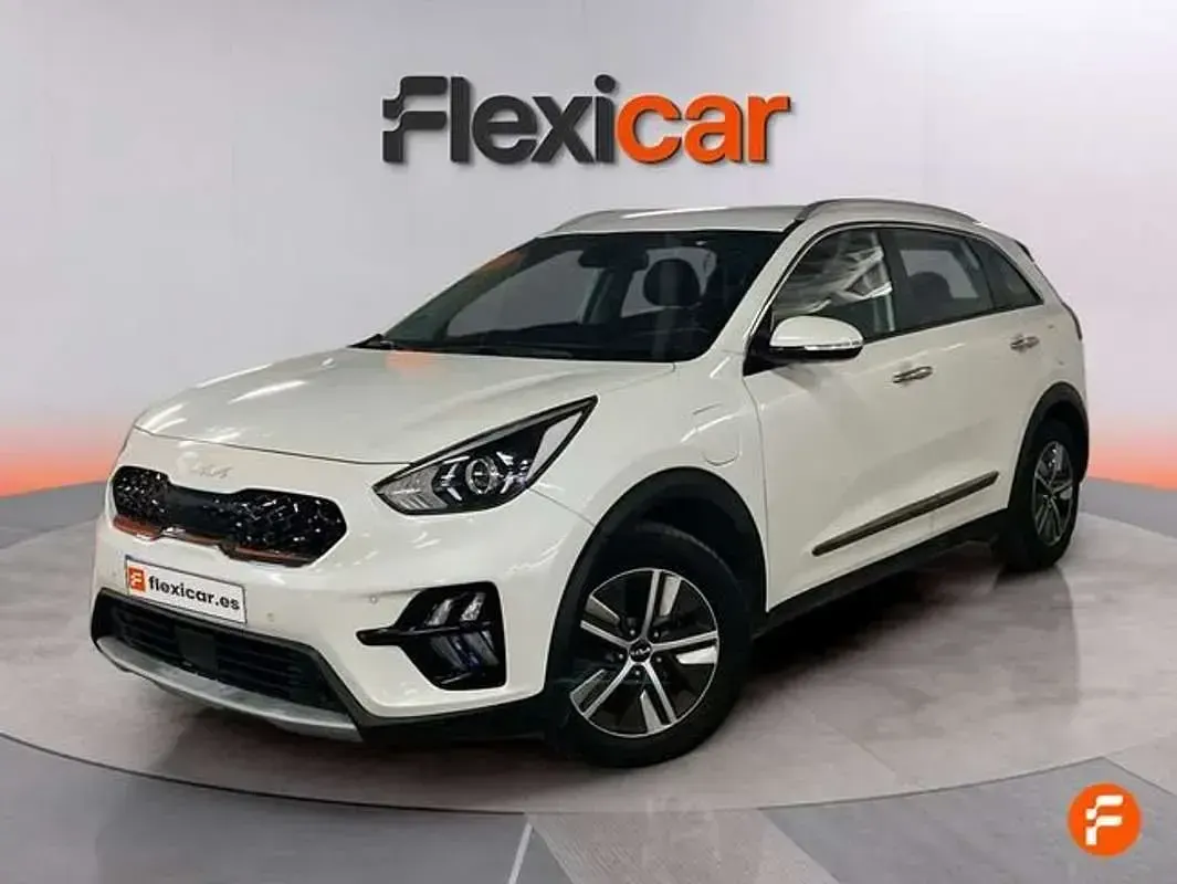 Usado Kia Niro 141 CV (103 kW) 2021 Blanco SUV
