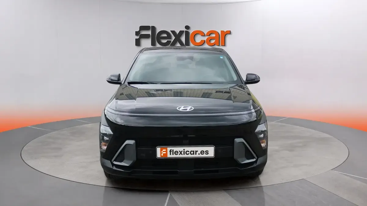 Usado Hyundai Kona 141 CV (103 kW) 2024 Negro SUV