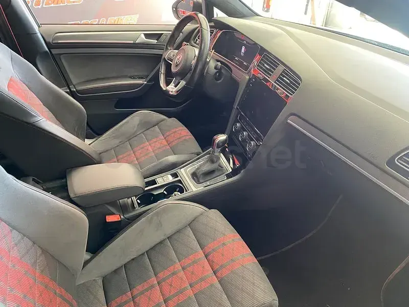 Usado VW Golf VII GTI 290 CV (213 kW) 2019 Blanco Berlina