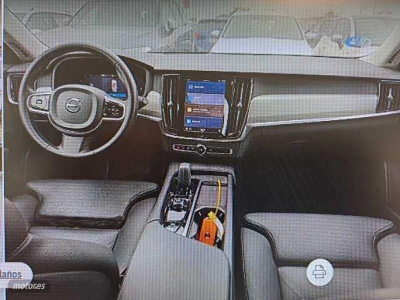 Usado Volvo V90 Core 2023 Negro Familiar
