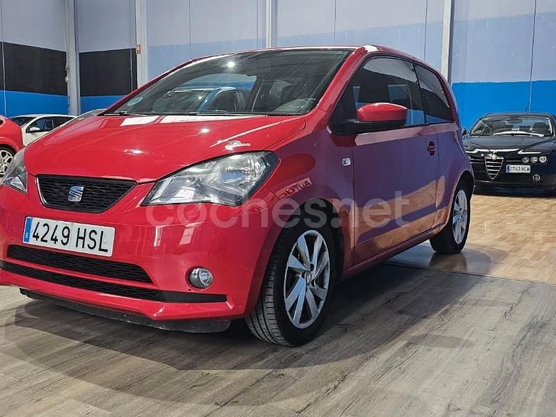 Usado Seat Mii Style 75 CV (55 kW) 2012 Rojo Utilitario