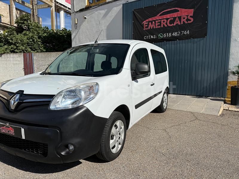 Usado Renault Kangoo Edition One 95 CV (69 kW) 2021 Blanco Monovolumen
