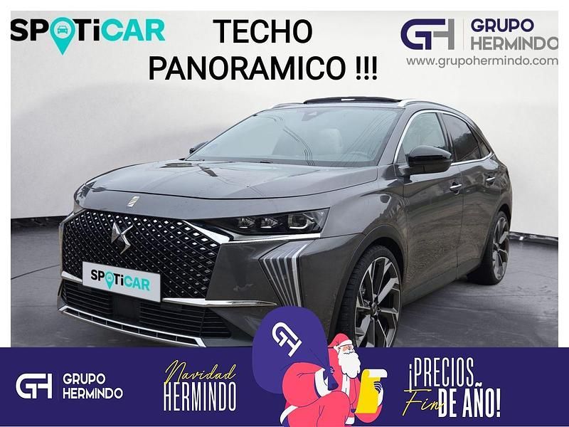 Gris / plata Usado 2023 DS Automobiles DS7 Crossback Opera SUV | 32.500 € (Un poco caro) - Imagen 1/4