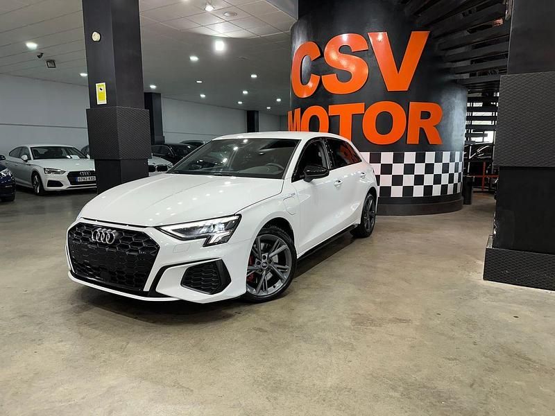 Usado Audi A3 Sportback e-tron S-Line 247 CV (181 kW) 2022 Blanco Utilitario