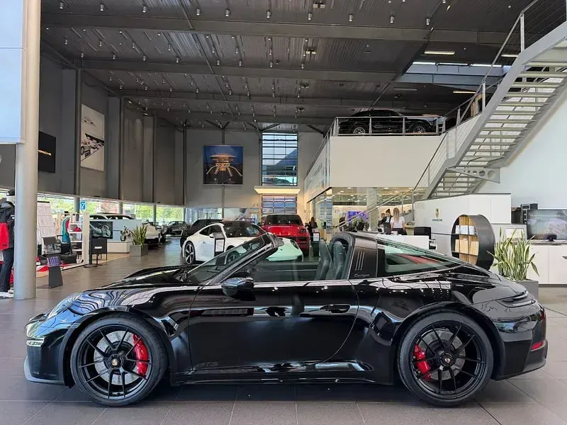Usado Porsche 911 541 CV (397 kW) 2026 Negro Coupe