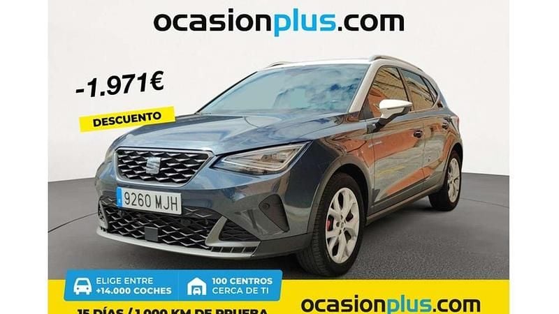 Gris Usado 2023 Seat Arona FR SUV | 19.719 € (Buen precio) - Imagen 1/4