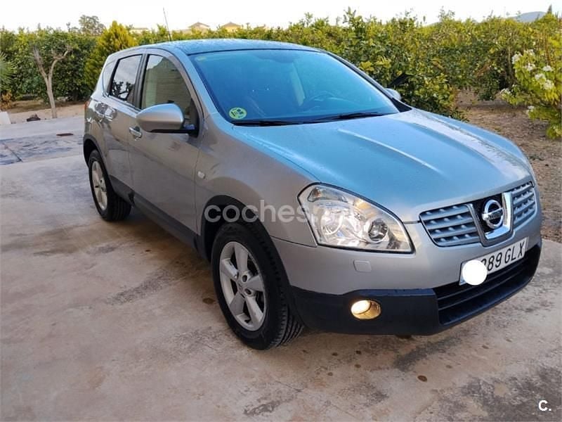 Usado Nissan Qashqai Tekna 150 CV (110 kW) 2009 Gris / plata SUV