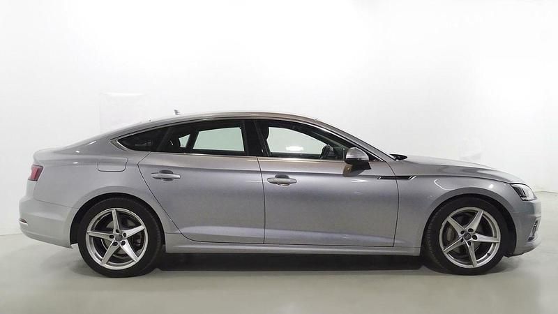 Usado Audi A5 Sportback Sport 190 CV (139 kW) 2018 Gris Utilitario