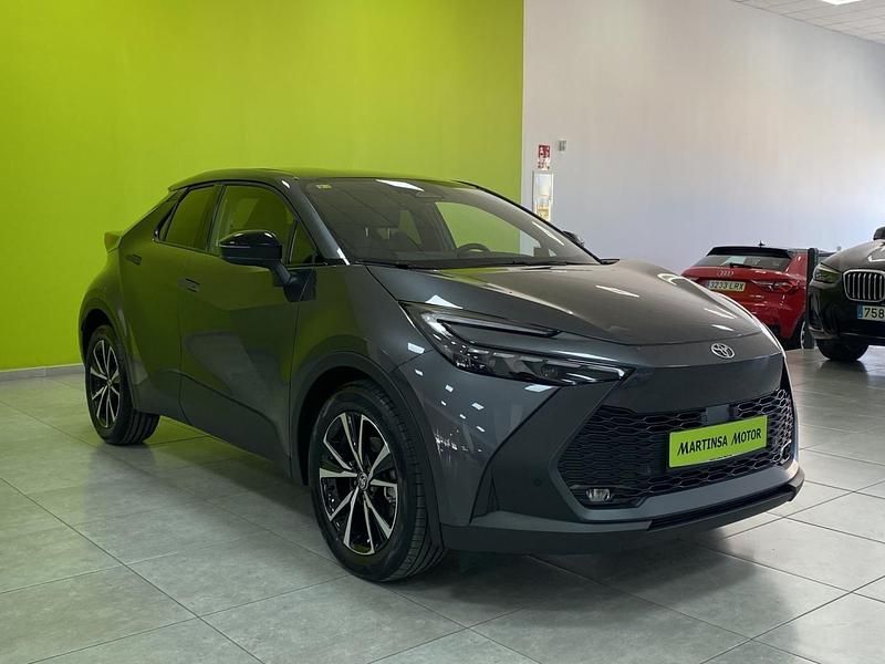 Nuevo Toyota C-HR Advance 140 CV (102 kW) 2026 Gris SUV