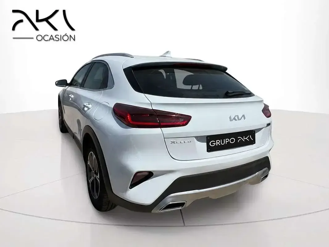 Usado Kia XCeed 141 CV (103 kW) 2022 Blanco SUV