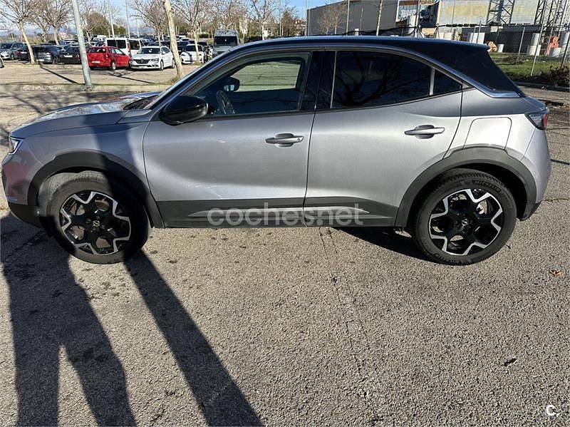 Usado Opel Mokka Ultimate 130 CV (95 kW) 2022 Gris / plata SUV