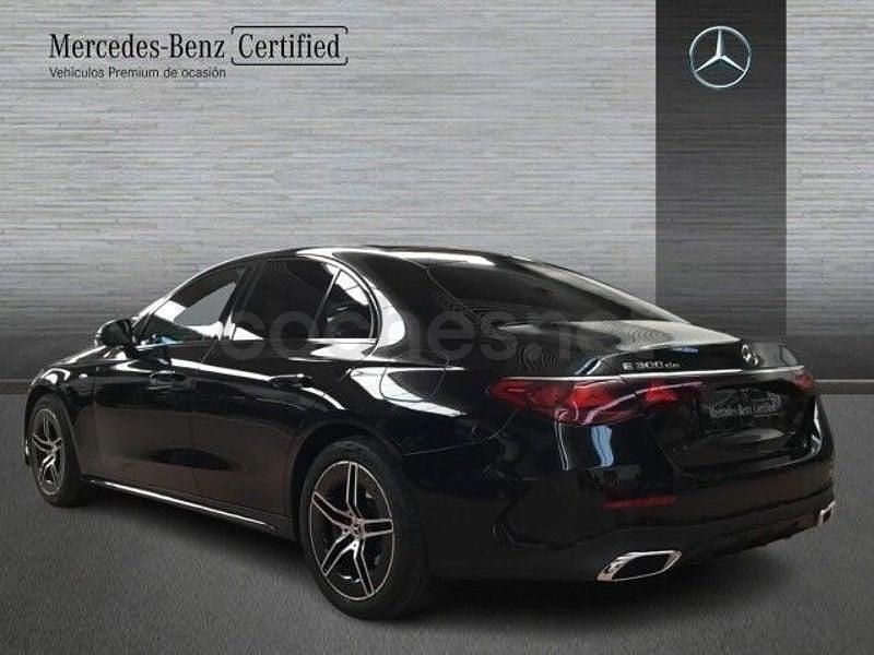 Usado Mercedes E300 313 CV (230 kW) 2025 Negro Berlina